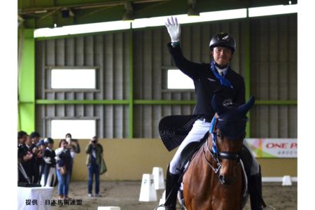 全日本馬場馬術大会PartⅡで林選手が連覇🥇