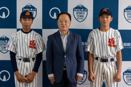 日本リトルシニア全国選抜野球大会でベスト８！<br>静岡裾野リトルシニアが市長表敬しました！⚾